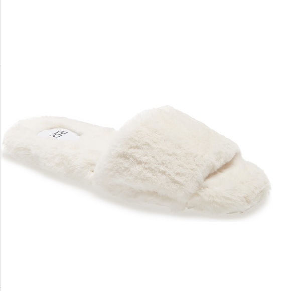BP. Livie Plush Slide Slipper (Women) IVORY new size large - Picture 1 of 1